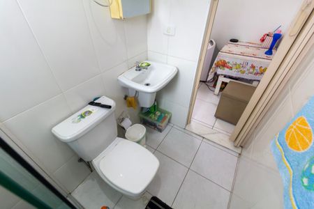 Casa à venda com 202m², 5 quartos e 3 vagas Casa à venda com 202m², 5 quartos e 3 vagasBanheiro Social 2