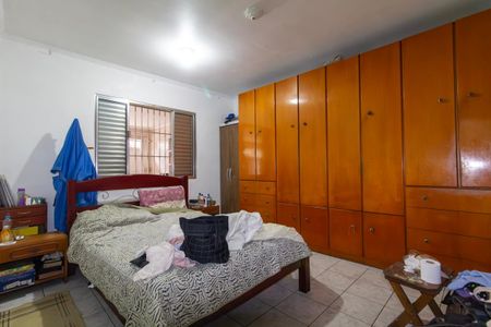Casa à venda com 202m², 5 quartos e 3 vagas Casa à venda com 202m², 5 quartos e 3 vagasQuarto 1