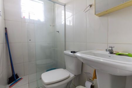 Casa à venda com 202m², 5 quartos e 3 vagas Casa à venda com 202m², 5 quartos e 3 vagasBanheiro Social 2