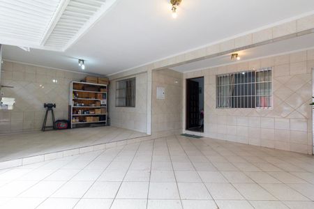 Casa à venda com 202m², 5 quartos e 3 vagas Casa à venda com 202m², 5 quartos e 3 vagasGaragem