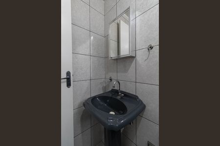 Banheiro de casa para alugar com 1 quarto, 250m² em Cangaíba, São Paulo