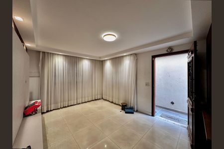 Sala  de casa para alugar com 3 quartos, 165m² em Brooklin, São Paulo