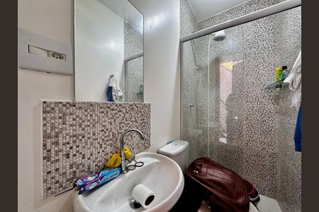 Casa à venda com 165m², 3 quartos e 2 vagasBanheiro de Serviço 