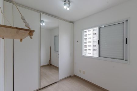 Quarto 1 de apartamento para alugar com 2 quartos, 60m² em Vila Olímpia, São Paulo