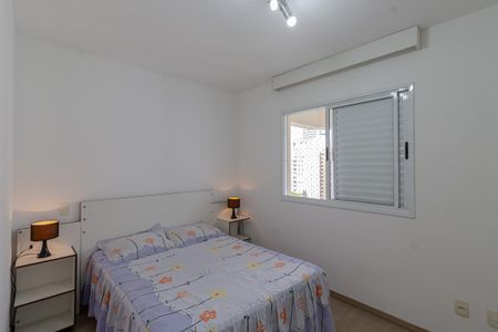 Suíte de apartamento à venda com 2 quartos, 60m² em Vila Olímpia, São Paulo