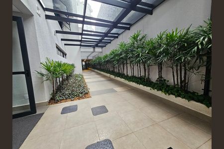 Apartamento à venda com 36m², 1 quarto e sem vaga Apartamento à venda com 36m², 1 quarto e sem vagaÁrea comum - Piscina