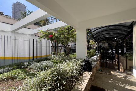 Entrada de apartamento para alugar com 2 quartos, 65m² em Paraíso, São Paulo
