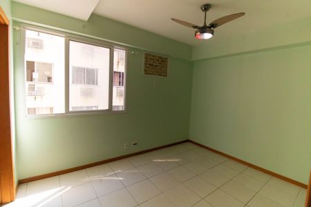 Apartamento para alugar com 80m², 3 quartos e 1 vagaSuíte 
