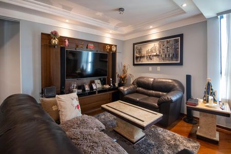 Sala de apartamento para alugar com 3 quartos, 150m² em Vila Suzana, São Paulo