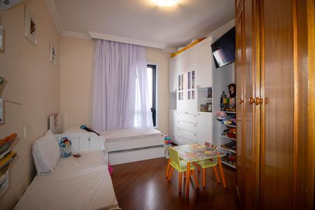 Apartamento à venda com 150m², 3 quartos e 3 vagasQuarto 2