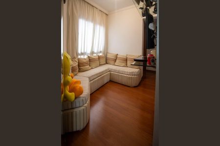 Sala de TV de apartamento para alugar com 3 quartos, 150m² em Vila Suzana, São Paulo