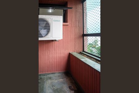 Apartamento à venda com 150m², 3 quartos e 3 vagasVaranda Suíte 1