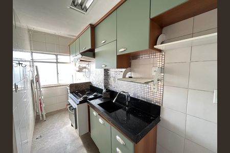 Apartamento à venda com 52m², 2 quartos e 1 vagaCozinha