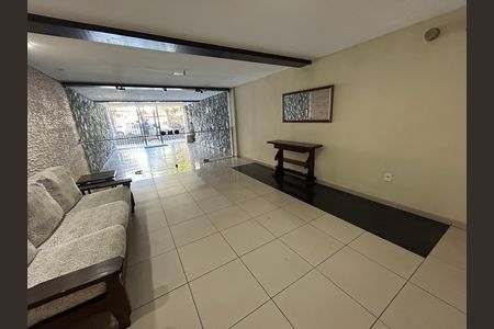 Hall de entrada de apartamento para alugar com 2 quartos, 52m² em Lins de Vasconcelos, Rio de Janeiro