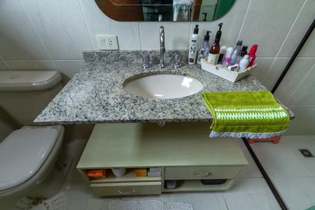 Casa à venda com 300m², 3 quartos e 4 vagas Casa à venda com 300m², 3 quartos e 4 vagasBanheiro da Suíte 3