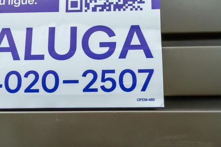 Casa à venda com 300m², 3 quartos e 4 vagas Casa à venda com 300m², 3 quartos e 4 vagasPlaca OFEM-460