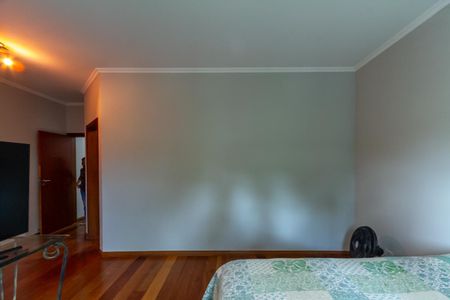 Casa à venda com 300m², 3 quartos e 4 vagas Casa à venda com 300m², 3 quartos e 4 vagasSuíte 3