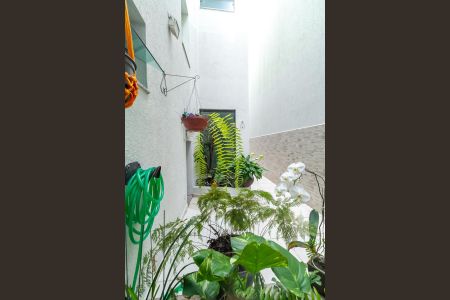 Casa à venda com 300m², 3 quartos e 4 vagas Casa à venda com 300m², 3 quartos e 4 vagasQuintal