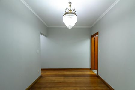 Casa à venda com 300m², 3 quartos e 4 vagas Casa à venda com 300m², 3 quartos e 4 vagasSala de Jantar