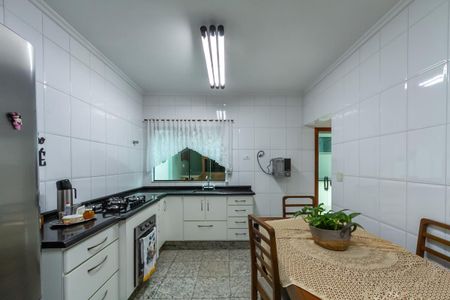 Casa à venda com 300m², 3 quartos e 4 vagas Casa à venda com 300m², 3 quartos e 4 vagasCozinha