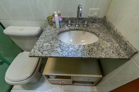 Casa à venda com 300m², 3 quartos e 4 vagas Casa à venda com 300m², 3 quartos e 4 vagasBanheiro da Suíte 2