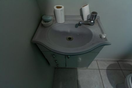 Casa à venda com 300m², 3 quartos e 4 vagas Casa à venda com 300m², 3 quartos e 4 vagasBanheiro do Sótão