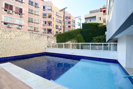 Apartamento para alugar com 44m², 1 quarto e 1 vaga Apartamento para alugar com 44m², 1 quarto e 1 vagaÁrea comum - Piscina