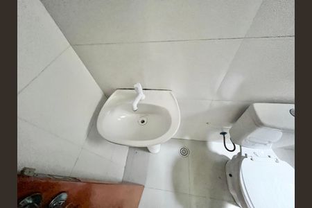 Studio à venda com 26m², 1 quarto e sem vaga Studio à venda com 26m², 1 quarto e sem vagaBanheiro Social