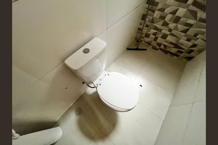 Studio à venda com 26m², 1 quarto e sem vaga Studio à venda com 26m², 1 quarto e sem vagaBanheiro Social