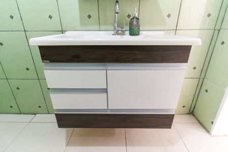 Casa à venda com 156m², 2 quartos e sem vaga Casa à venda com 156m², 2 quartos e sem vagaBanheiro da Suíte