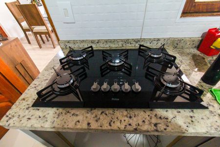 Casa à venda com 156m², 2 quartos e sem vaga Casa à venda com 156m², 2 quartos e sem vagaCozinha