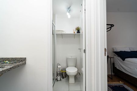 Apartamento para alugar com 37m², 1 quarto e sem vagaBanheiro