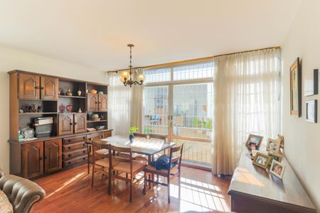 Casa à venda com 250m², 4 quartos e 4 vagasSala de Jantar