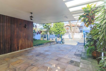 Casa à venda com 250m², 4 quartos e 4 vagasGaragem