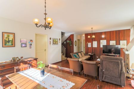 Casa à venda com 250m², 4 quartos e 4 vagasSala de Jantar