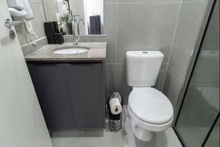 Apartamento à venda com 27m², 1 quarto e 1 vaga Apartamento à venda com 27m², 1 quarto e 1 vagaBanheiro