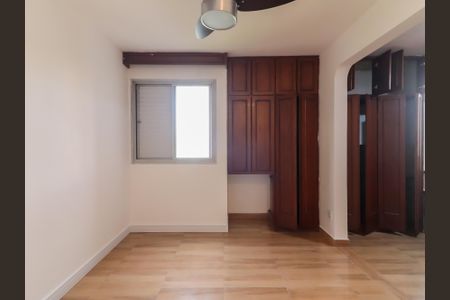 Apartamento à venda com 115m², 3 quartos e 2 vagasSuíte 2