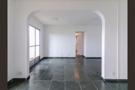 Apartamento à venda com 115m², 3 quartos e 2 vagasSala