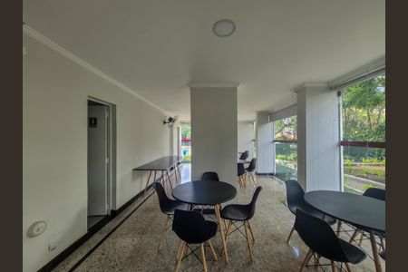 Apartamento à venda com 115m², 3 quartos e 2 vagasÁrea comum - Salão de festas