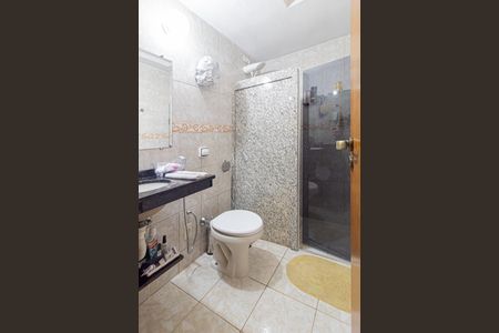 Casa à venda com 155m², 3 quartos e 1 vagaBanheiro