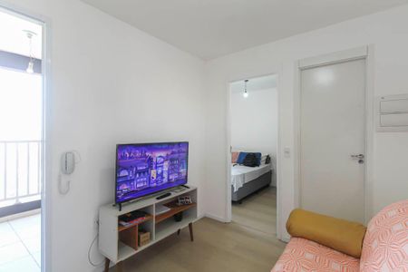 Sala/Cozinha de apartamento para alugar com 1 quarto, 32m² em Vila Santa Clara, São Paulo