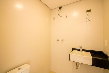 Apartamento à venda com 127m², 3 quartos e 3 vagas Apartamento à venda com 127m², 3 quartos e 3 vagasBanheiro do quarto 1