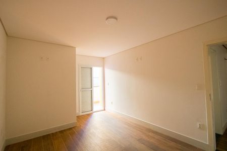 Apartamento à venda com 127m², 3 quartos e 2 vagasSuíte 2