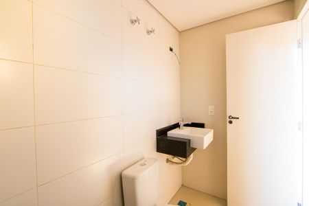 Apartamento à venda com 168m², 3 quartos e 3 vagasBanheiro do quarto 2