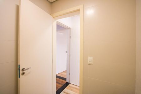Apartamento à venda com 171m², 3 quartos e 3 vagasBanheiro do quarto 1