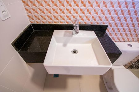 Apartamento à venda com 171m², 3 quartos e 3 vagasBanheiro do quarto 2