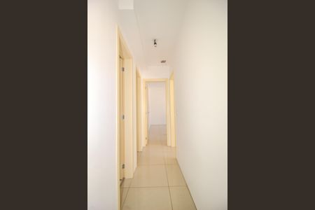 Apartamento à venda com 61m², 3 quartos e 1 vagaCorredor