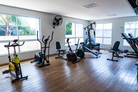 Apartamento à venda com 112m², 2 quartos e 2 vagas Apartamento à venda com 112m², 2 quartos e 2 vagasÁrea comum - Academia