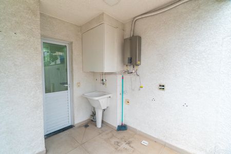 Apartamento à venda com 112m², 2 quartos e 2 vagas Apartamento à venda com 112m², 2 quartos e 2 vagasÁrea de Serviço