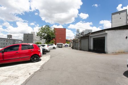 Apartamento à venda com 45m², 2 quartos e 1 vaga Apartamento à venda com 45m², 2 quartos e 1 vagaÁrea Comum - Garagem